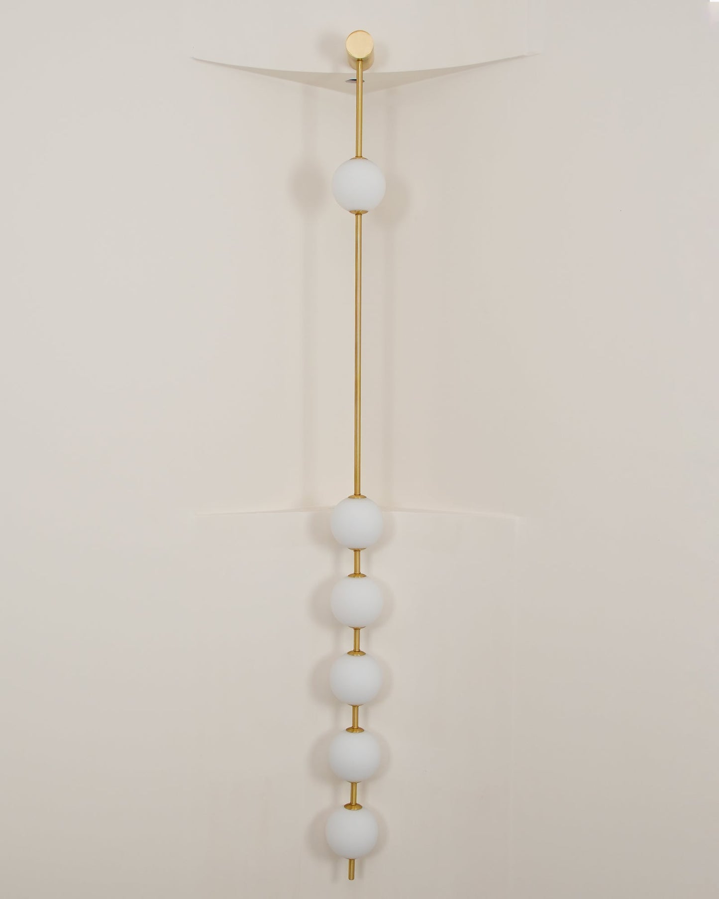 Vertical Balls Wall Lamp | Gold Brass | Set of 2