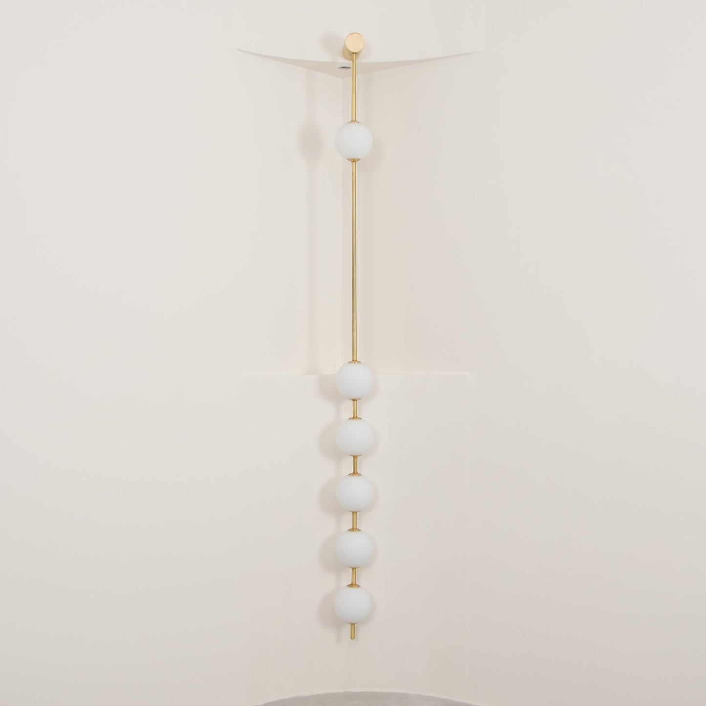 Vertical Balls Wall Lamp | Gold Brass | Set of 2