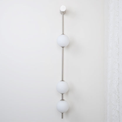 Vertical Balls Wall Lamp | Gold Brass | Set of 2