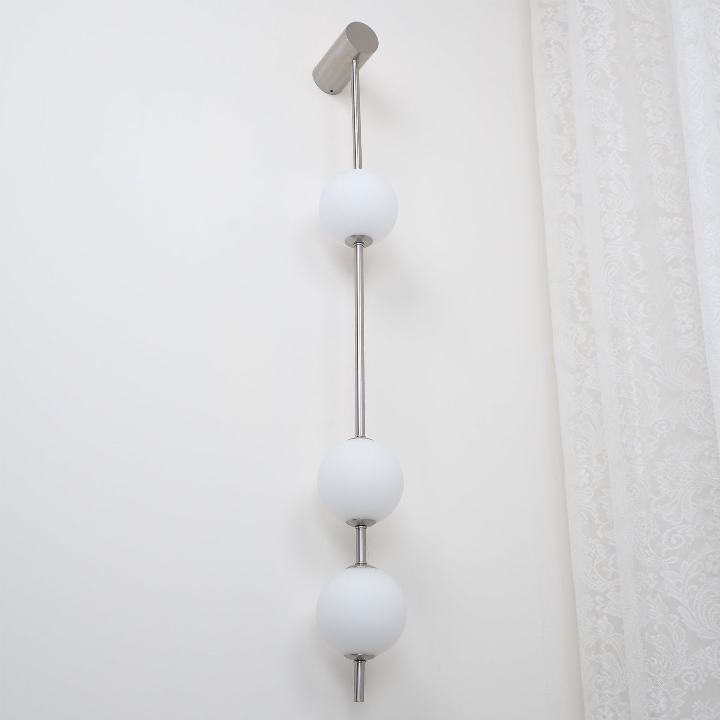Vertical Balls Wall Lamp | Gold Brass | Set of 2