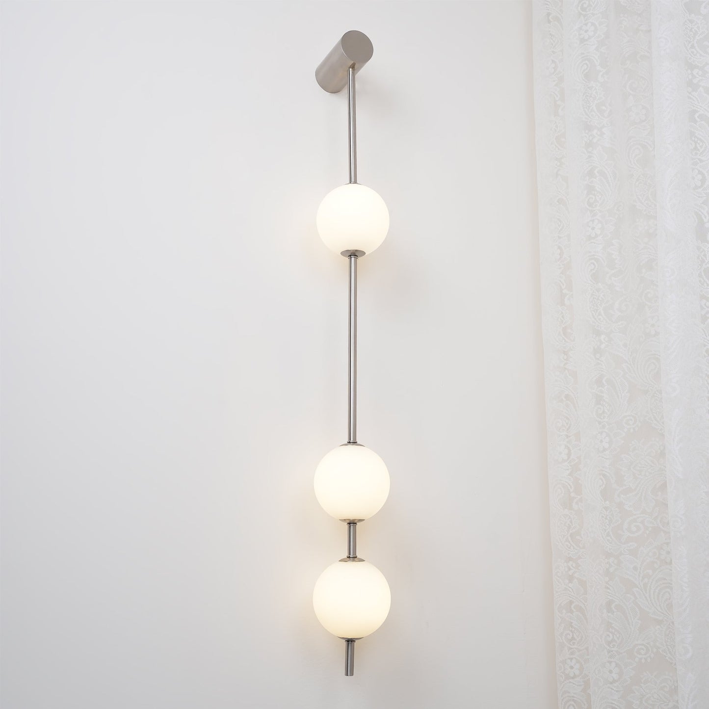 Vertical Balls Wall Lamp | Gold Brass | Set of 2