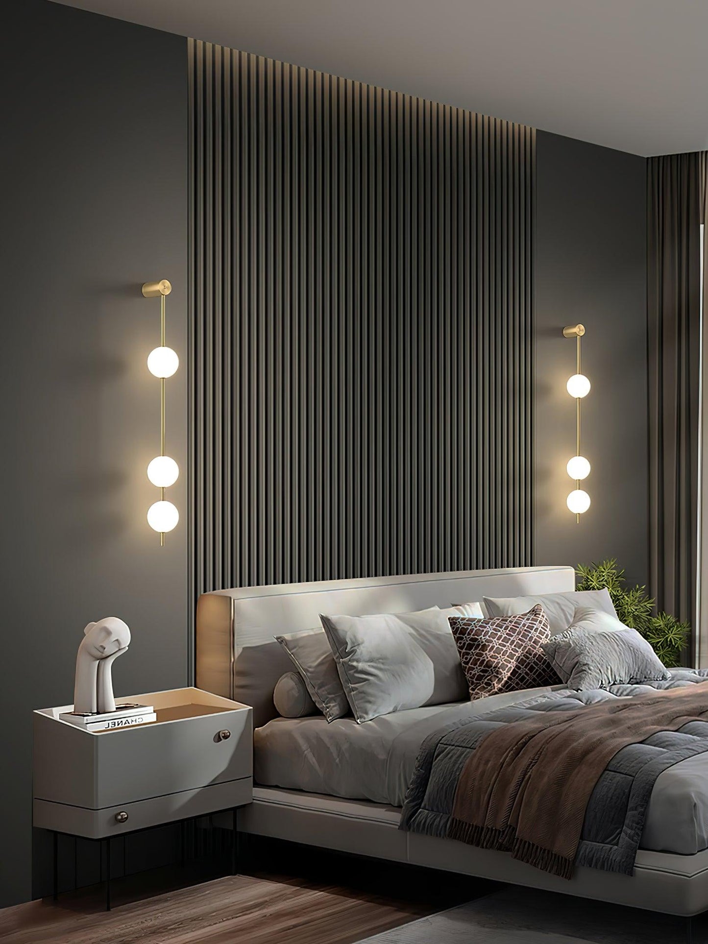 Vertical Balls Wall Lamp | Gold Brass | Set of 2
