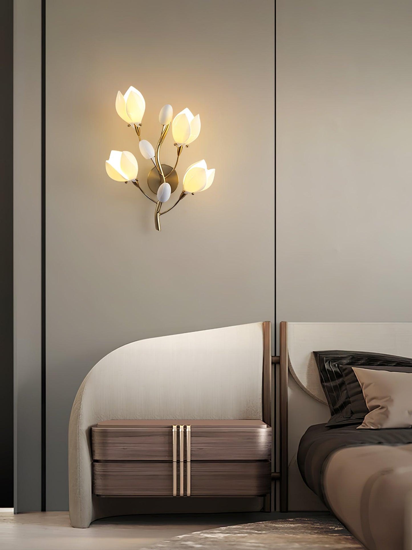 Porcelain Magnolia Wall Lamp | White Ceramic & Gold Metal | Set of 2