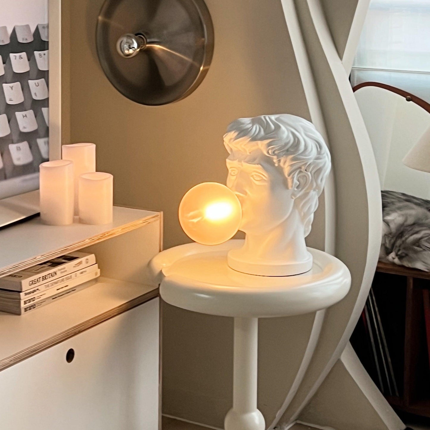 Wonder Table Lamp | Resin & Glass | Pink Bubble Design