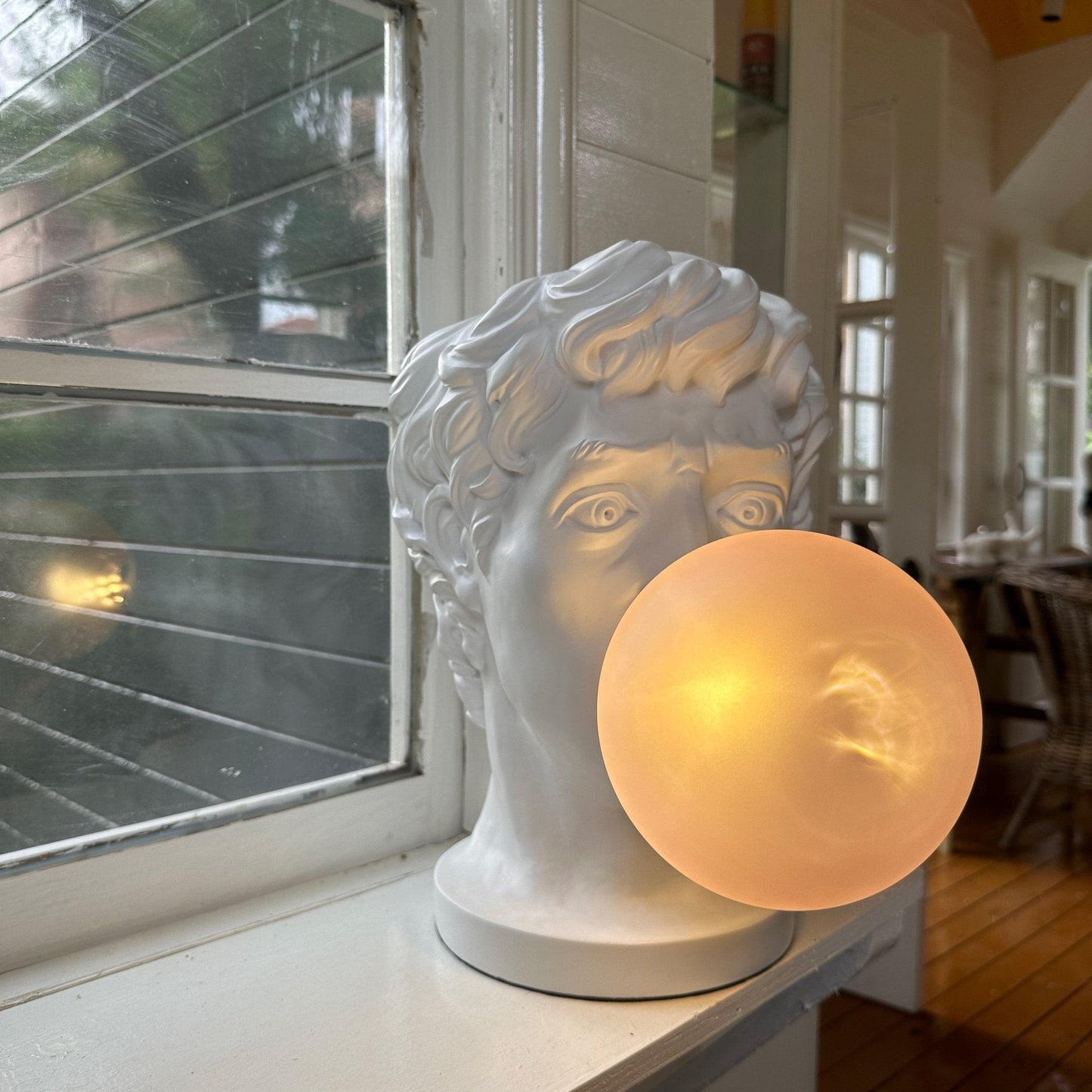 Wonder Table Lamp | Resin & Glass | Pink Bubble Design