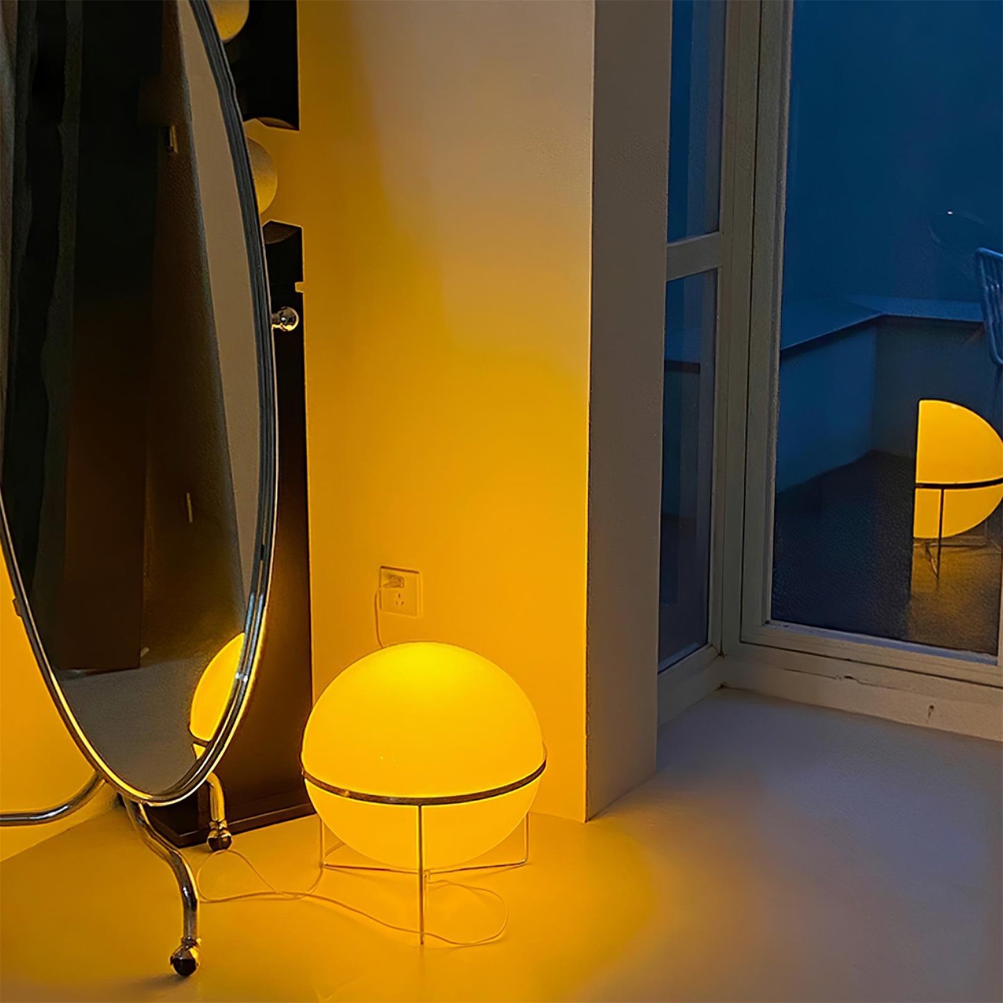 Yolk Table Lamp | Mid Century Modern Design | Silver Finish
