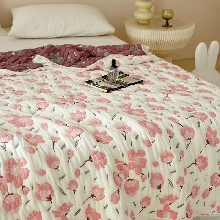 Peach Blossom Quilt | Bamboo Fiber | Full/Queen Size