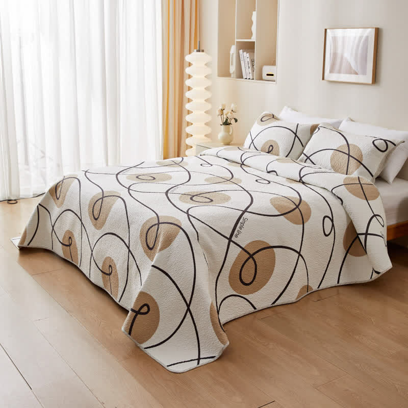 Geometric Quilted Bedding Set | 100% Cotton | Queen/King Size