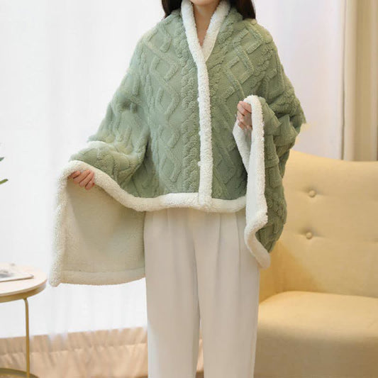 Argyle Pattern Fleece Shawl Blanket | Ultra-Soft Polyester | 35" x 55"