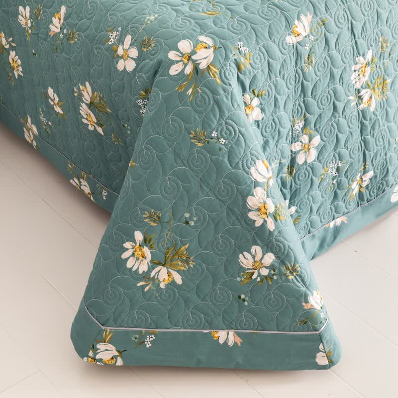 Blooming Floral Bedding Set | 100% Organic Cotton | Quilt & 2 Pillowcases