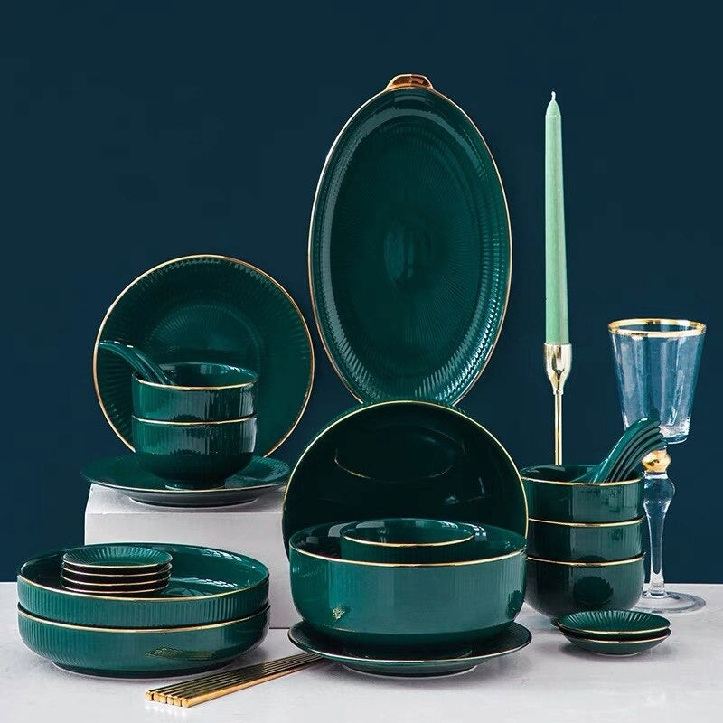 Ocula Dinnerware Set | Fine Porcelain with Gold Rim | Green, 4-8 Persons