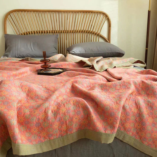 Colorful Daisy Print Quilt | 100% Organic Cotton | Full/Queen/King Sizes
