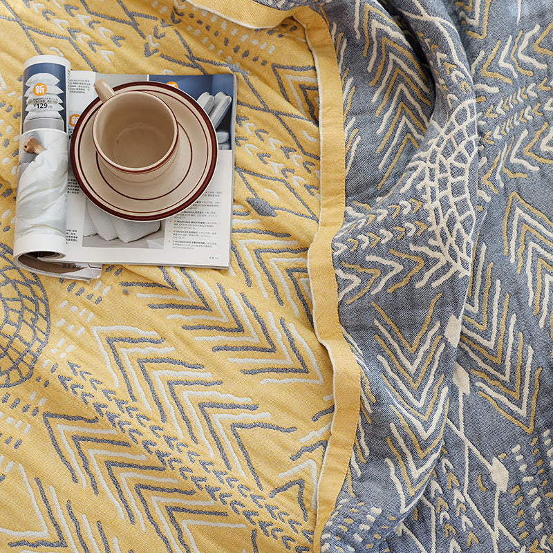 Cotton Quilt | Reversible Geometric Pattern | Full/Queen Size