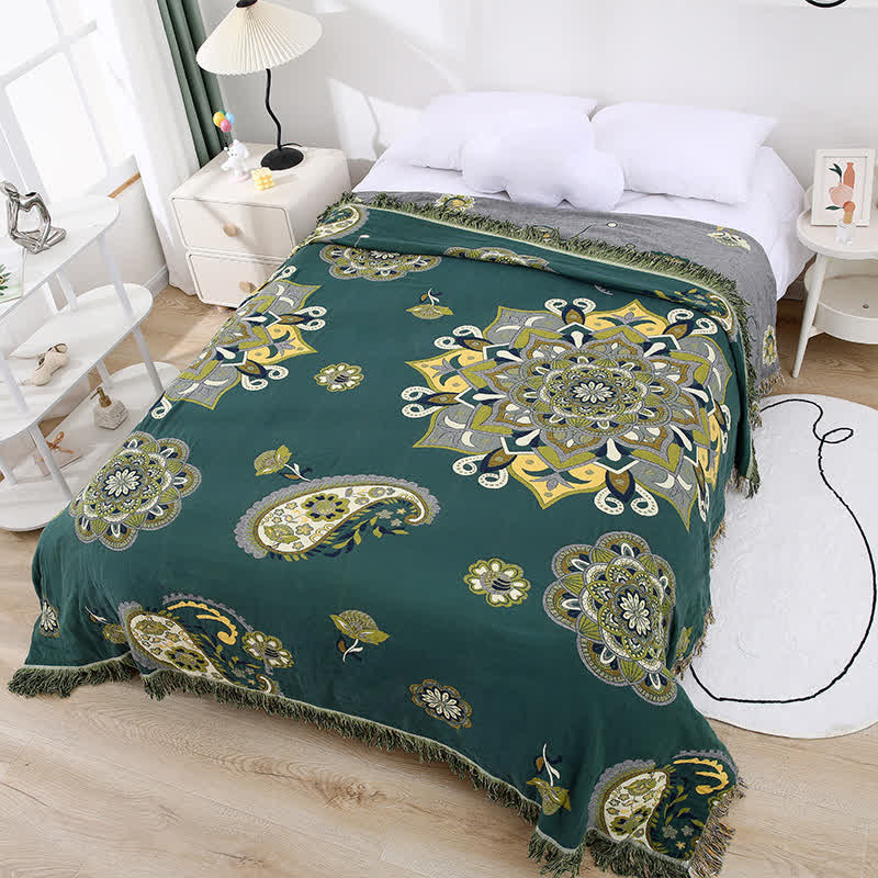 Cotton Gauze Quilt | 100% Organic Cotton | Retro Tassel Design