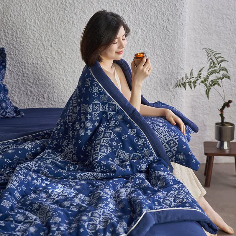 Retro Jacquard Quilt | 100% Organic Cotton | Dark Blue, Available in Full, Queen, King Sizes