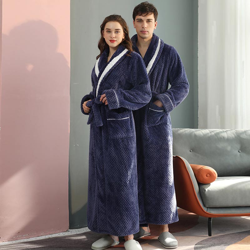 Thick Fleece Bathrobe | Skin-Friendly Material | Playful Prints