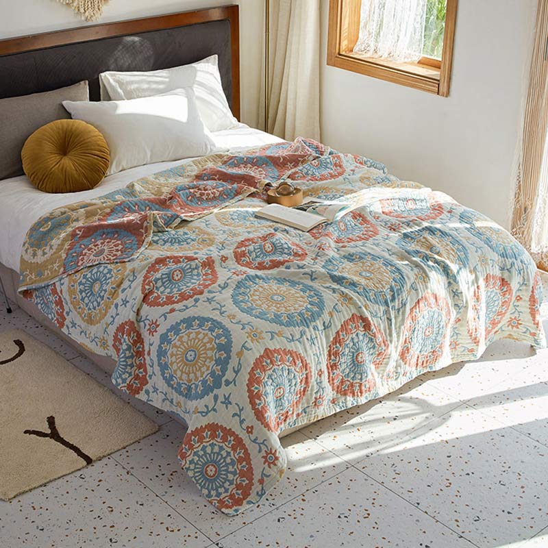 Reversible Circle Pattern Quilt | 100% Organic Cotton | Full/Queen Size