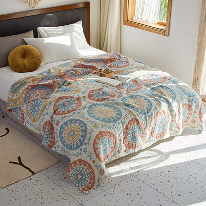 Reversible Circle Pattern Quilt | 100% Organic Cotton | Full/Queen Size