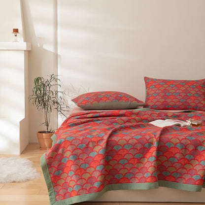 Reversible Fish Scales Quilt | 100% Organic Cotton | Full/Queen/King Sizes