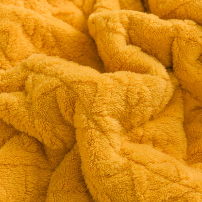 Fleece Throw Blanket | Double-Sided Microfiber Velvet | Full Size 71"x79"