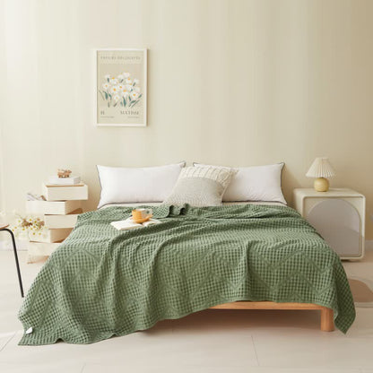 Organic Cotton Waffle Quilt | Eco-Friendly & Moisture Absorbent | Full/Queen Size