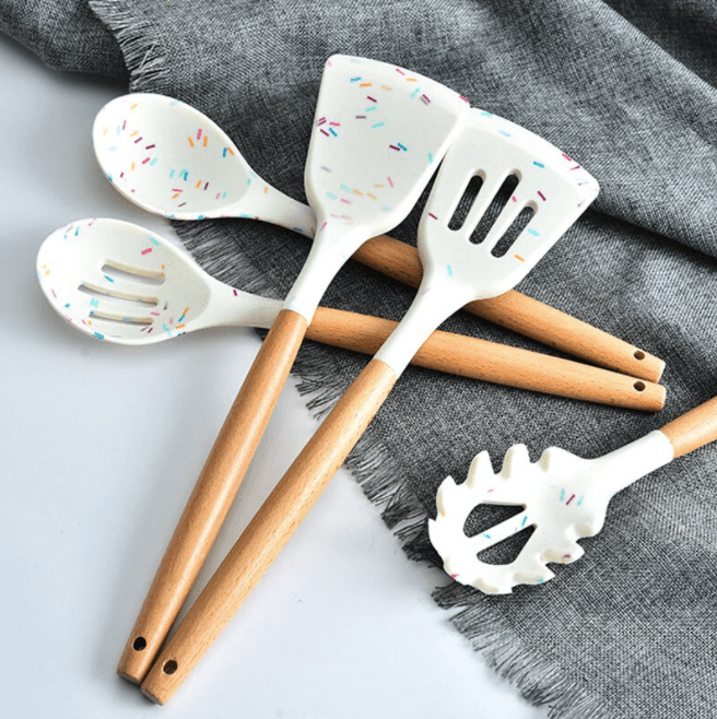 Silicone Kitchen Utensils Set | Silicone | White