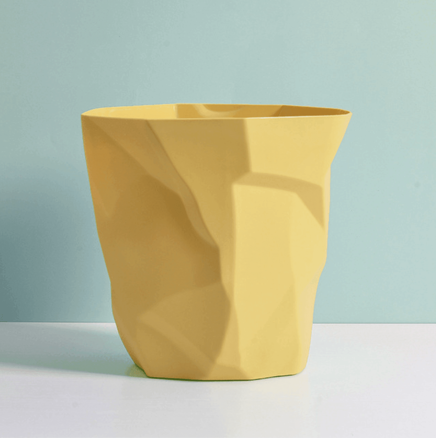 Creative Nordic Style Trash Can
