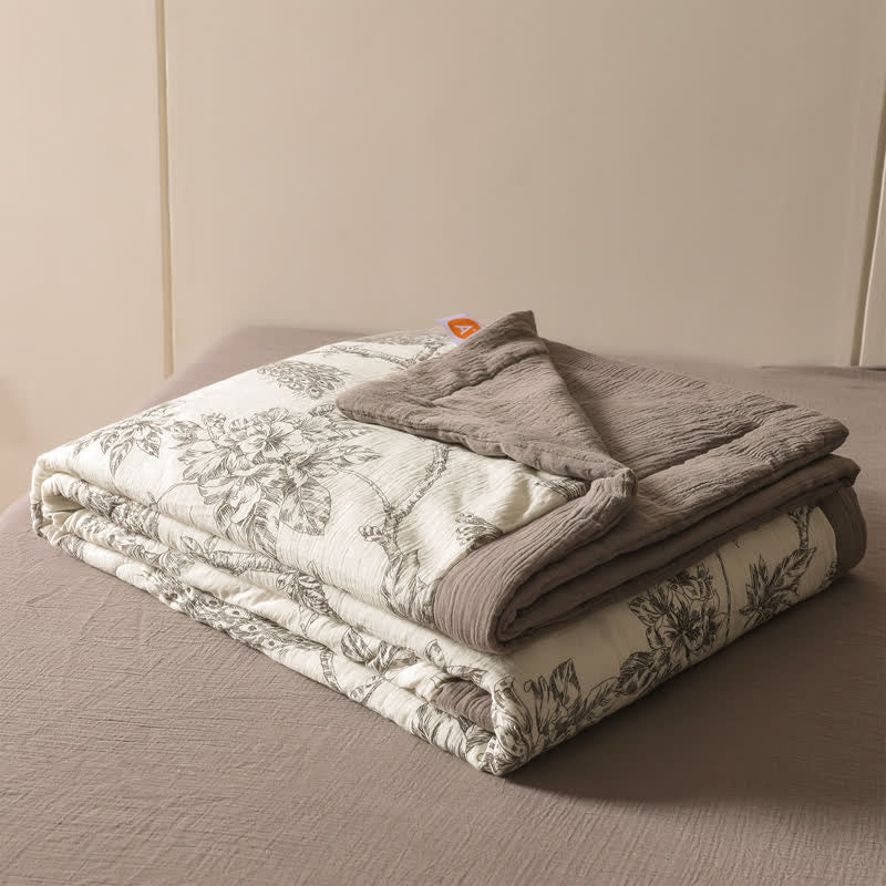 Cotton Gauze Quilt | Double-Sided Floral Design | Full/Queen Size