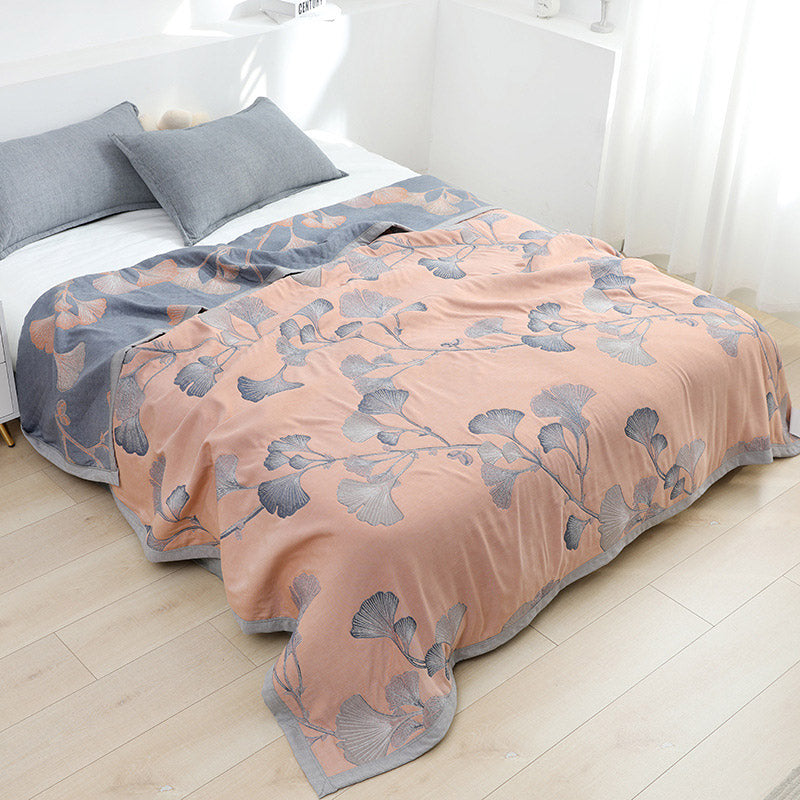 Ginkgo Leaf Reversible Quilt | 70% Cotton & 30% Soybean Fiber | Full/Queen/King Sizes