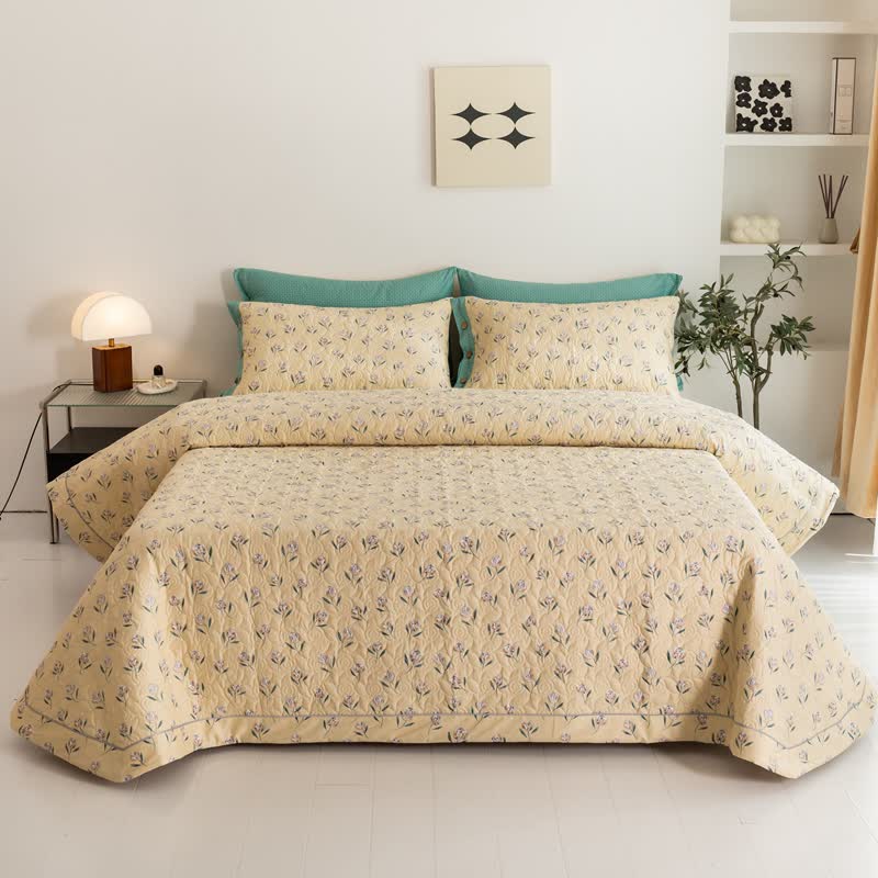 Rustic Tulip Quilted Bedding Set | 100% Organic Cotton | Quilt & 2 Pillowcases