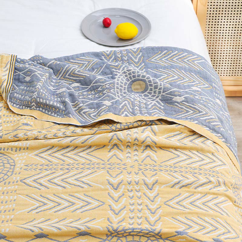 Cotton Quilt | Reversible Geometric Pattern | Full/Queen Size