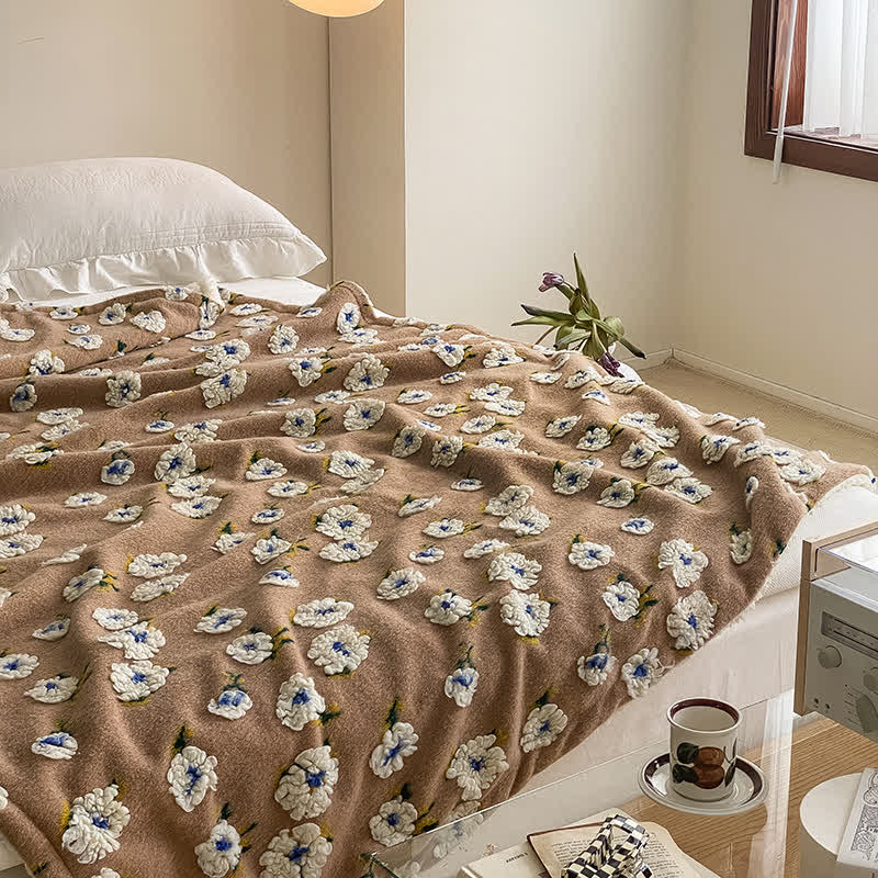 Retro Floral Fleece Throw Blanket | Warm Polyester | 39" x 59"