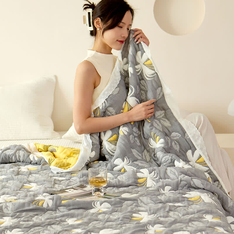 Floral Quilt | Bamboo Fiber | Full/Queen Size