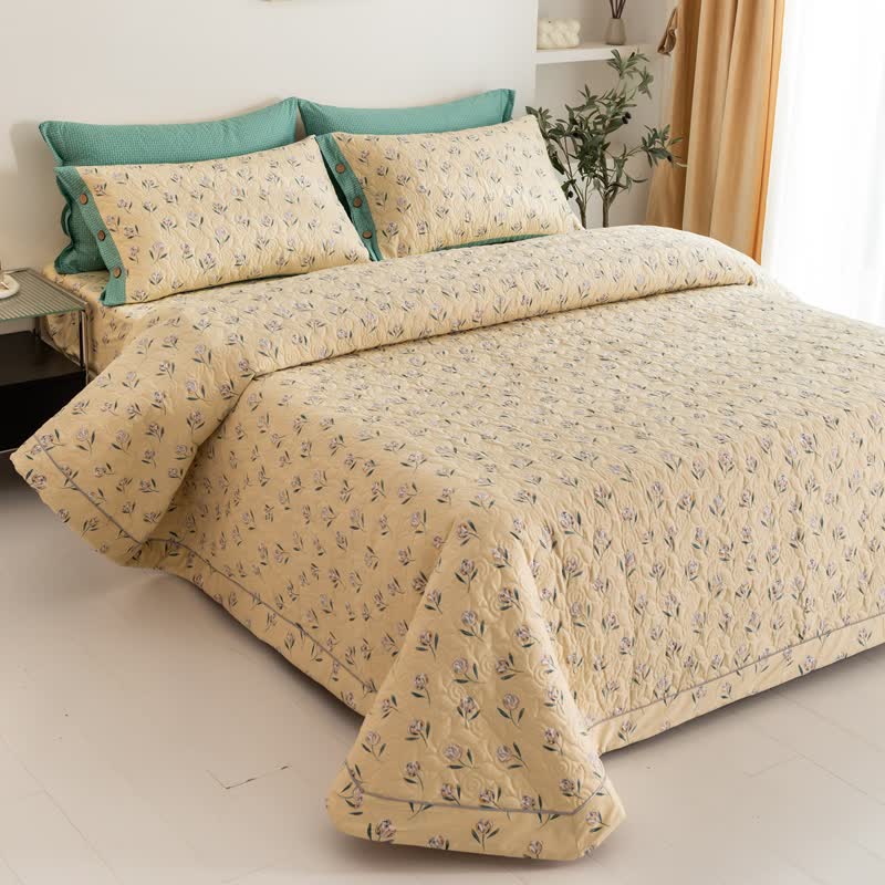 Rustic Tulip Quilted Bedding Set | 100% Organic Cotton | Quilt & 2 Pillowcases