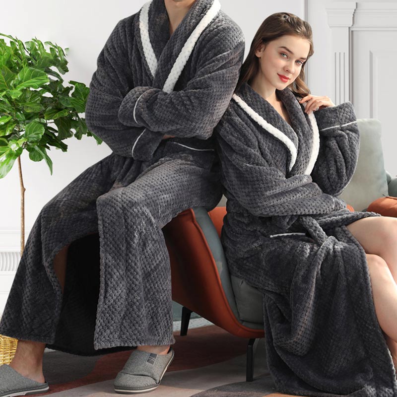 Thick Fleece Bathrobe | Skin-Friendly Material | Playful Prints