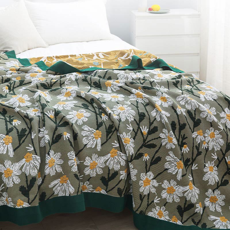 Daisy Print Reversible Quilt | 100% Organic Cotton | Full/Queen/King Sizes