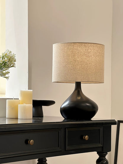 Lumea Table Lamp | Ceramic | White/Black