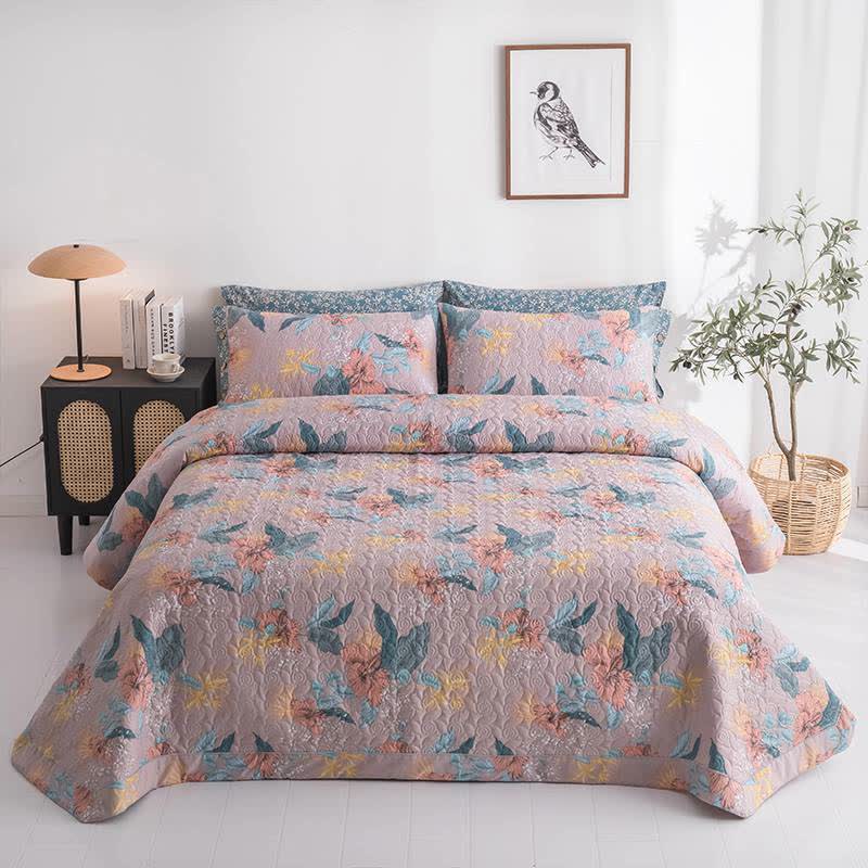 Elegant Flower Quilted Bedding Set | 100% Organic Cotton | Queen Size, 2 Pillowcases