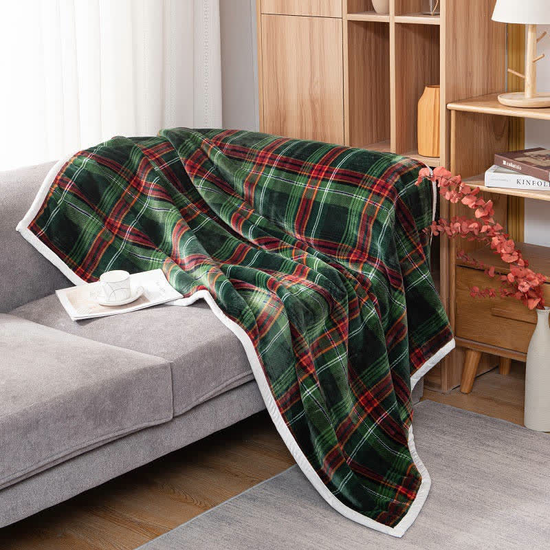 Christmas Plaid Throw Blanket | Soft Polyester | Multiple Sizes