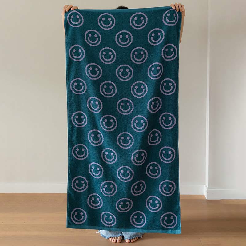Combed Cotton Towel | Soft & Absorbent | Smiling Pattern | 70cm x 140cm