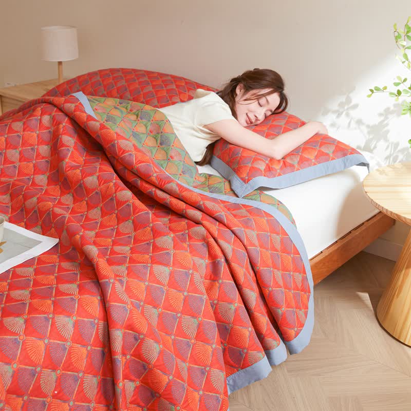 Cotton Gauze Quilt | Organic Cotton with Peacock Tail Design | Full/Queen Size Options