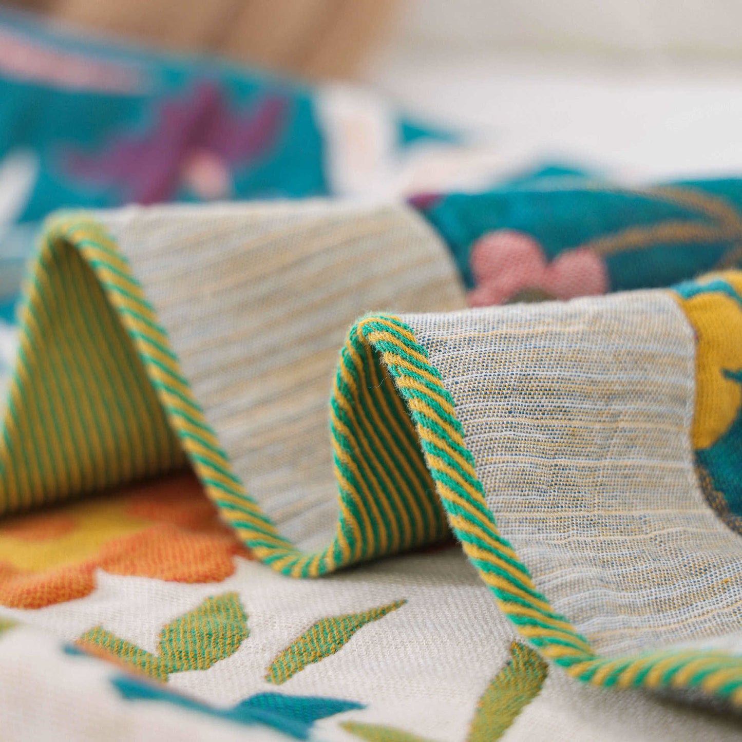 Cotton Gauze Quilt | Breathable & Eco-Friendly | Queen Size