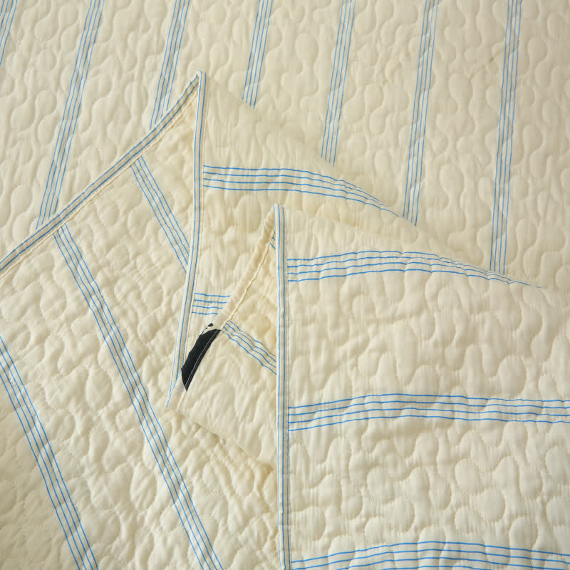 Pure Cotton Reversible Quilt | Black Cat Print | Available in Full, Queen, King Sizes