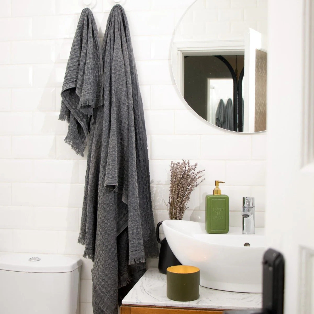 Waffle Towel | 100% Organic Turkish Cotton | Stonewash Black