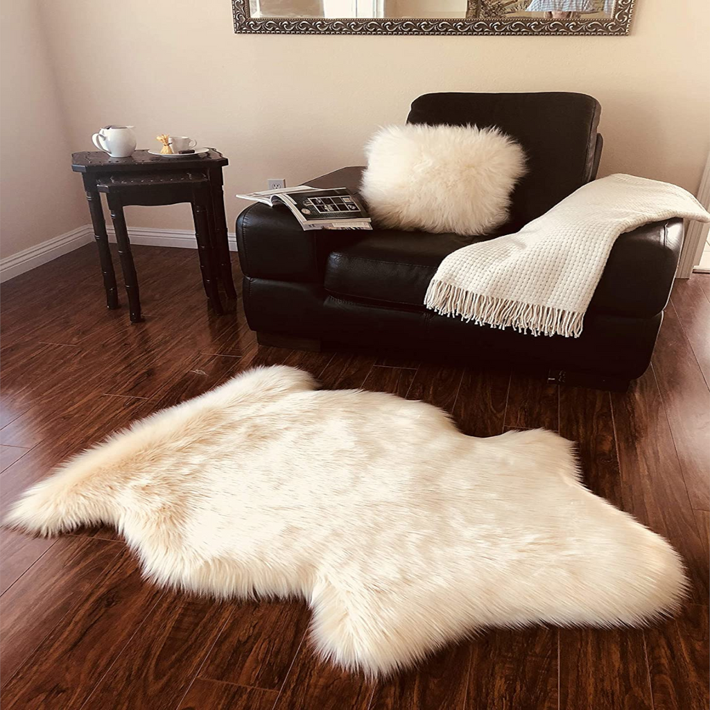 Extra Fluffy Sheep Fur Area Rug | Hypoallergenic Polypropylene | Single Pelt