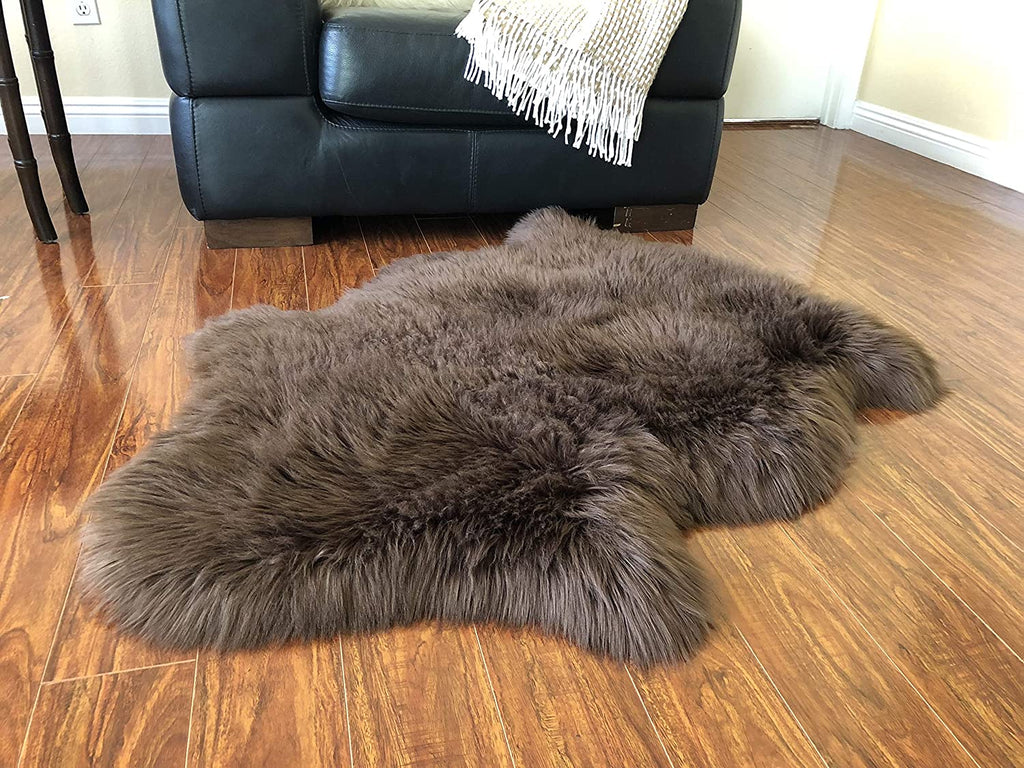 Extra Fluffy Sheep Fur Area Rug | Hypoallergenic Polypropylene | Single Pelt
