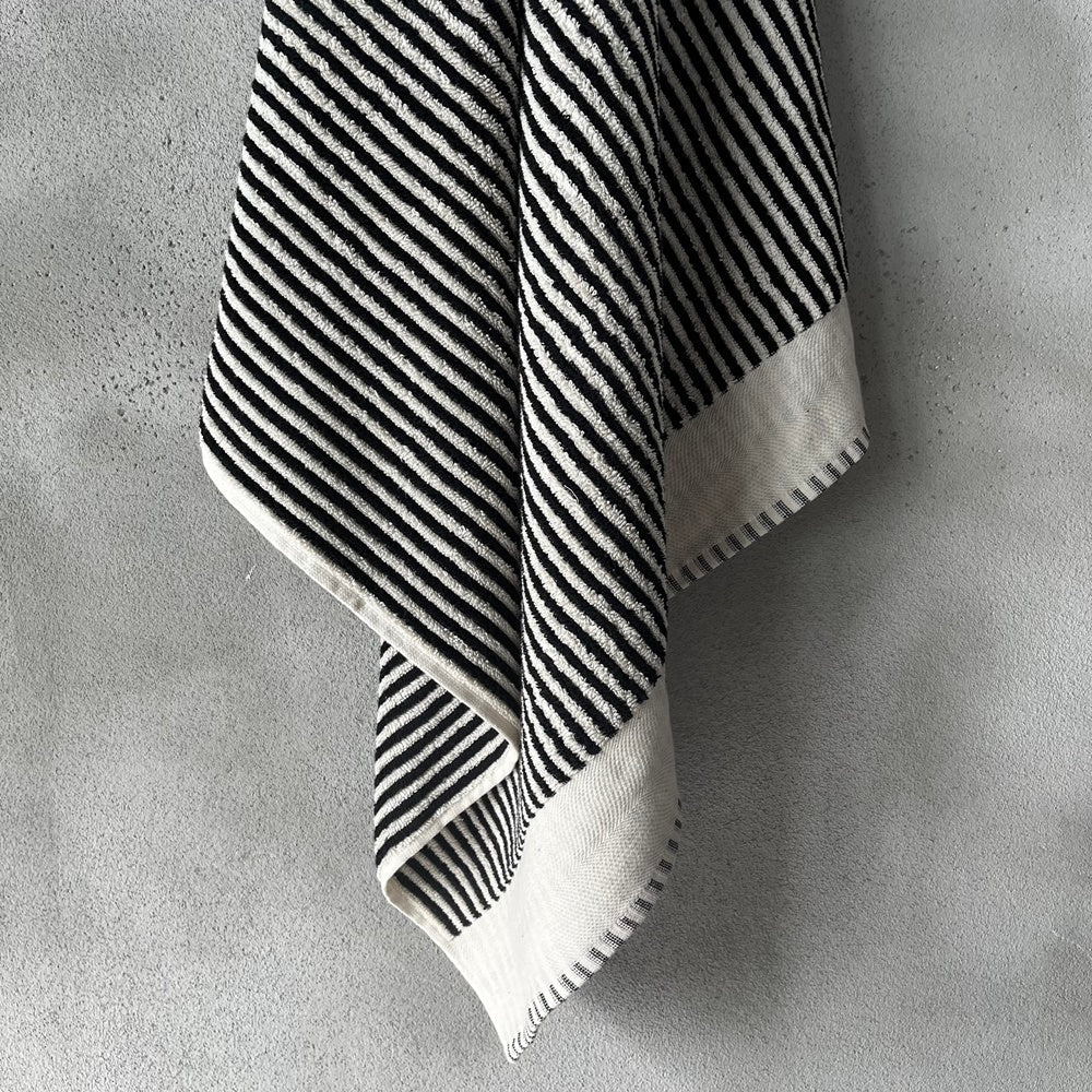 Zebra Bath Sheet | 100% Organic Turkish Cotton | 90 x 150 cm